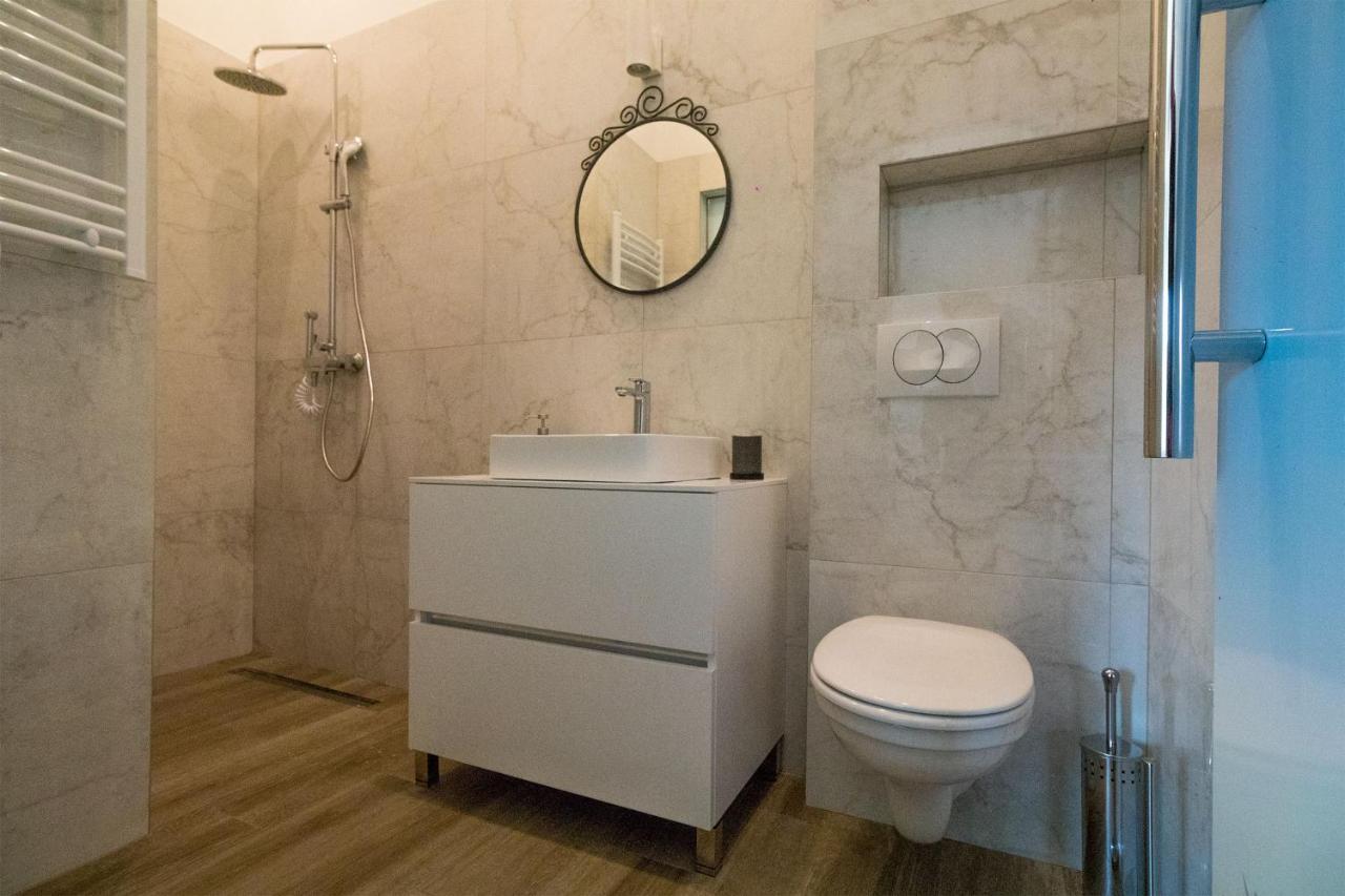Twin Center Apartments Belgrado Buitenkant foto